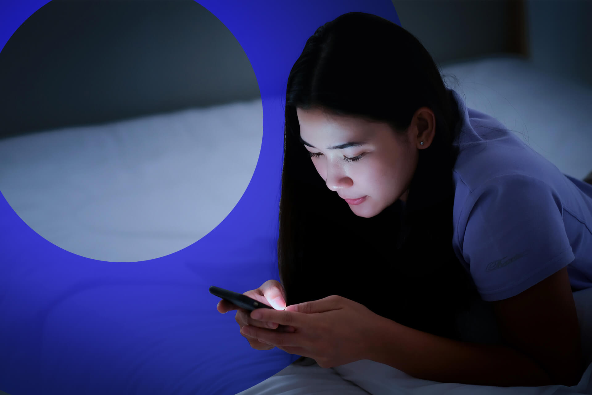 Feature-how-smartphones-and-tablets-disrupt-your-sleep-cycle