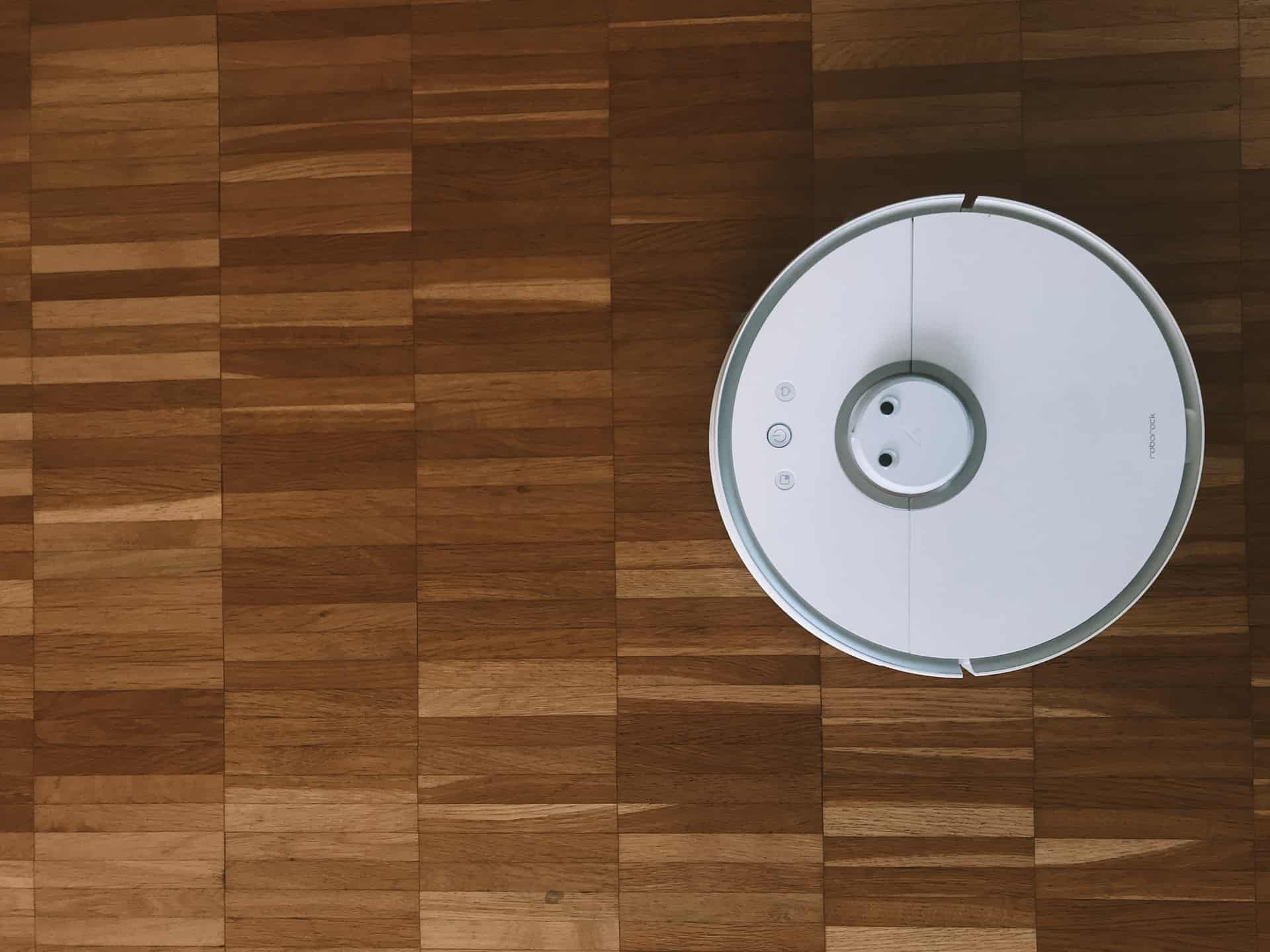 Best-Home-Robots-to-Make-Your-Life-Easier-in-2022