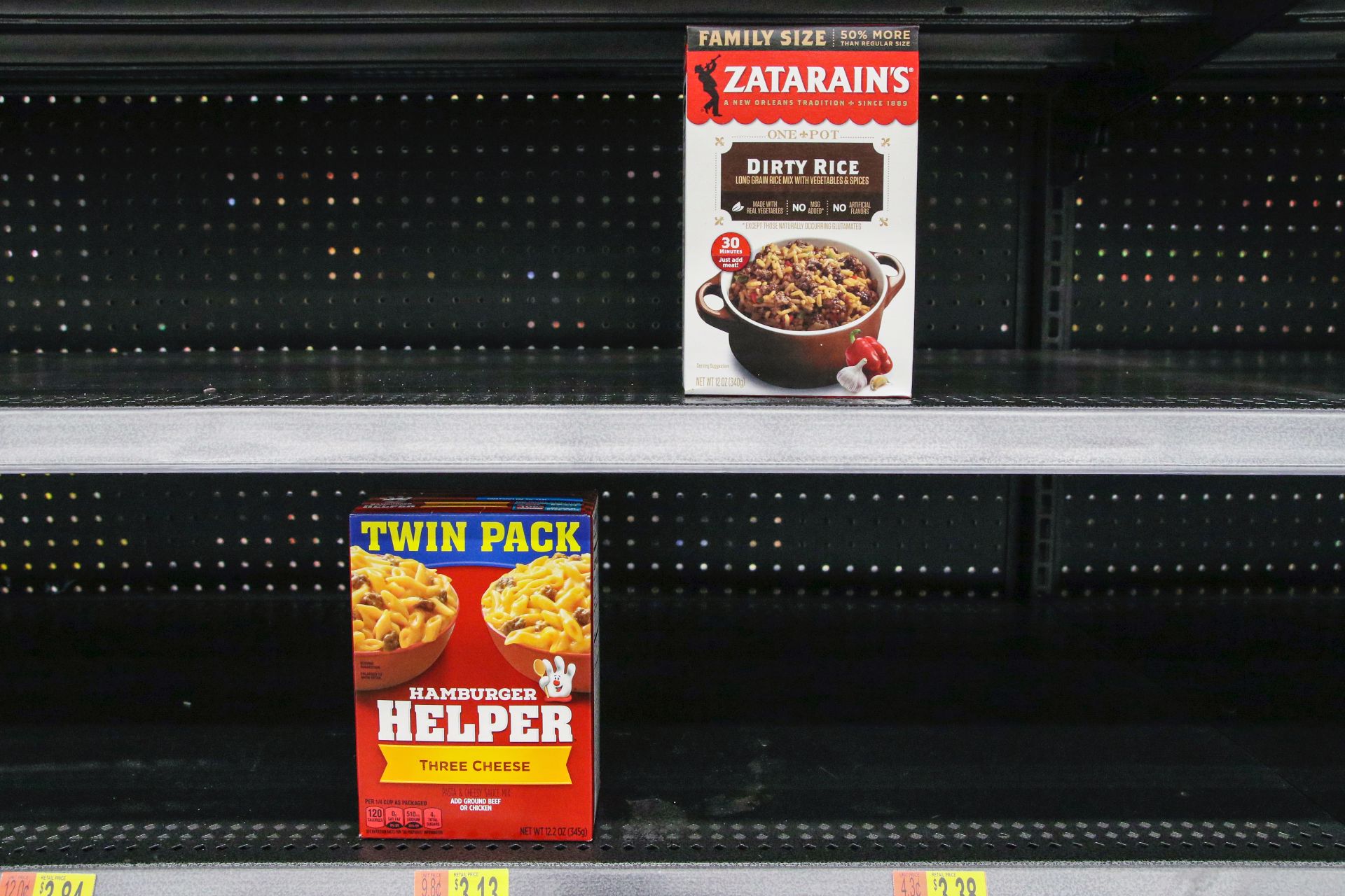 food shortages in 2022 are leading to emptier shelves