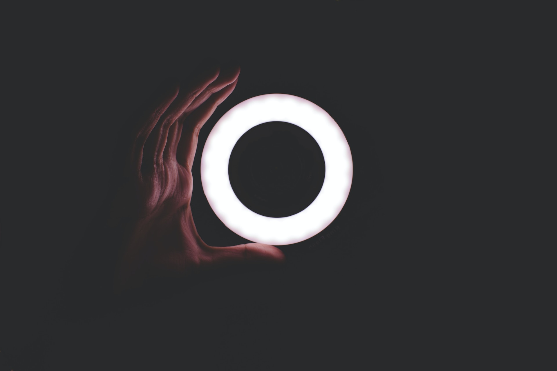 The Wave-Particle Duality of Light Explained