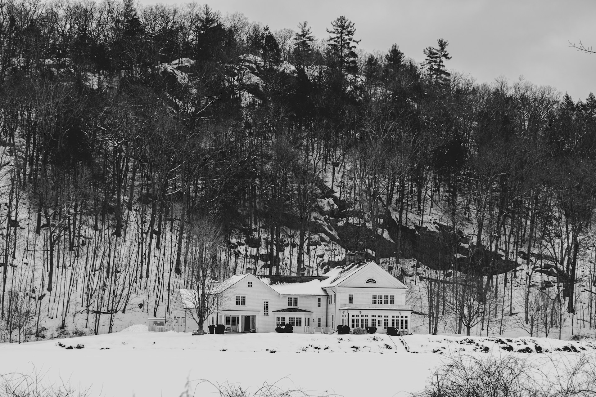 Winterize-Your-Home-With-These-Coziness-Causing-Upgrades