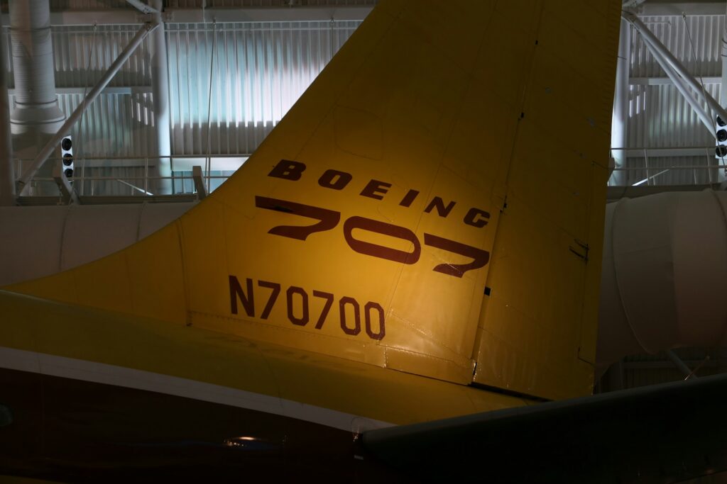Boeing 707 indoors