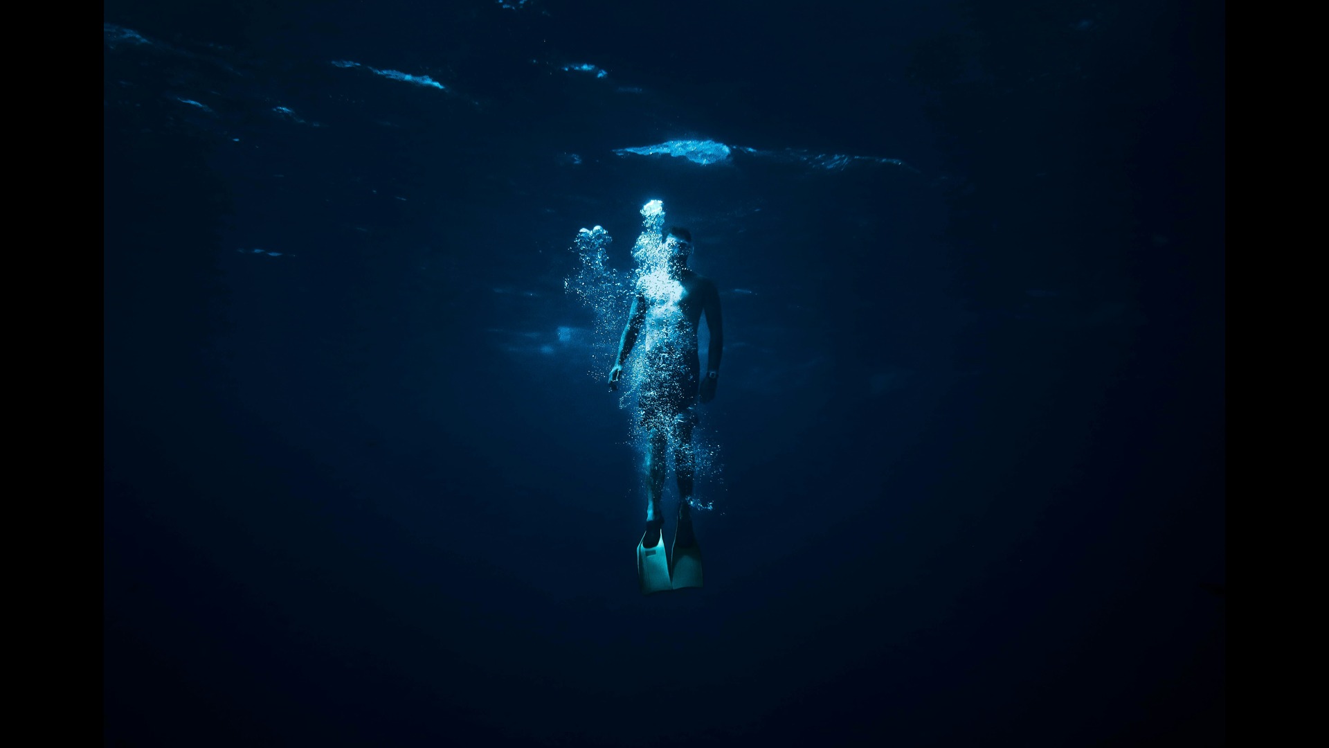 The Next Frontier in Submersible Robotics: Unlocking Long-Range Underwater Communication