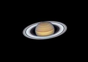 photo of saturn showing its rings