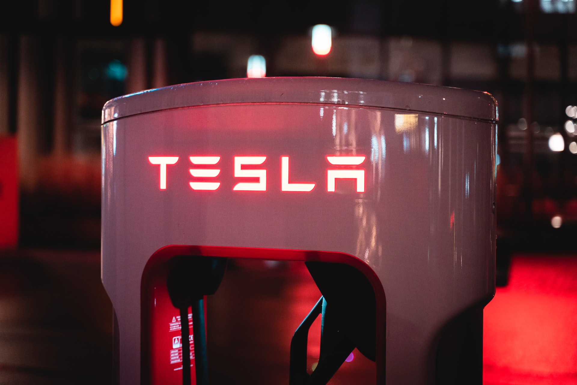 How Long Does It Take To Charge A Tesla Complete Guide Revolutionized
