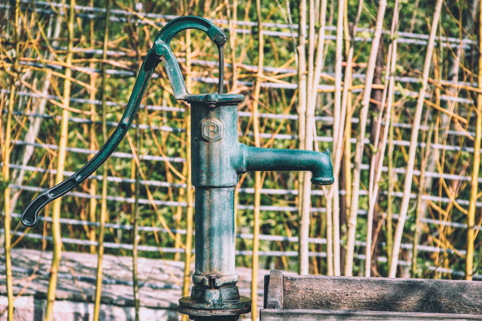 What are solar powered water pumps?