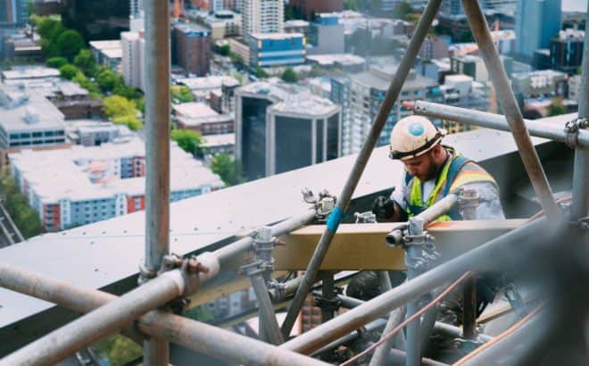 construction site surveilance keeps works safe on tall builds